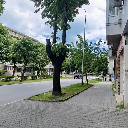 아파트 Venelin's Sunny With Parking Space 바르나