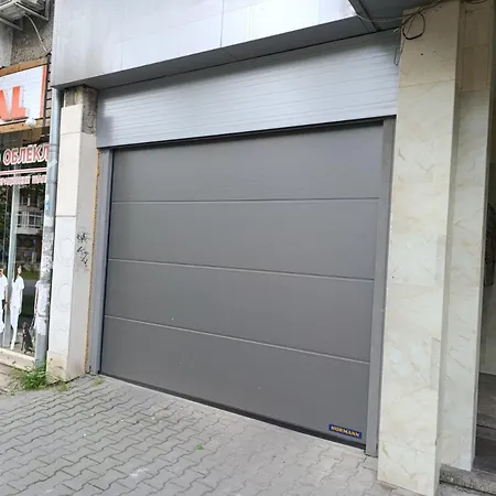 Venelin's Sunny With Parking Space فارنا